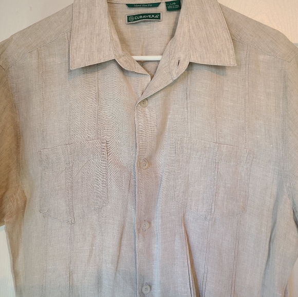 Cubavera Men's Classic Short Sleeve Shirt,  Size: Large Color: Cream - Picture 3 of 9